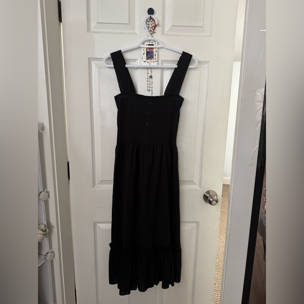 Elegant Black Sleeveless Dress